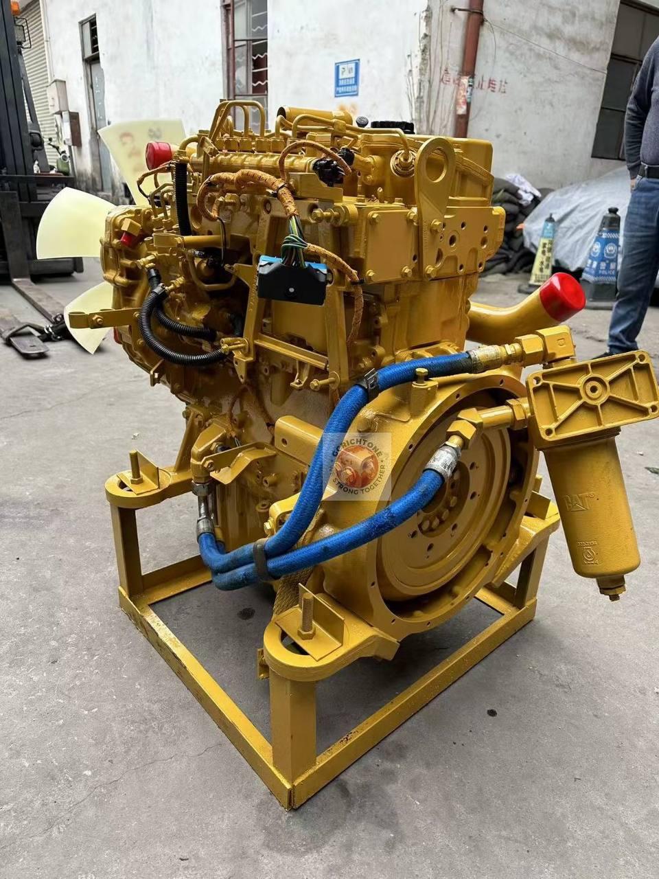 Дизельный двигатель Cat C4.4 2 Дизельный двигатель Cat C4.4